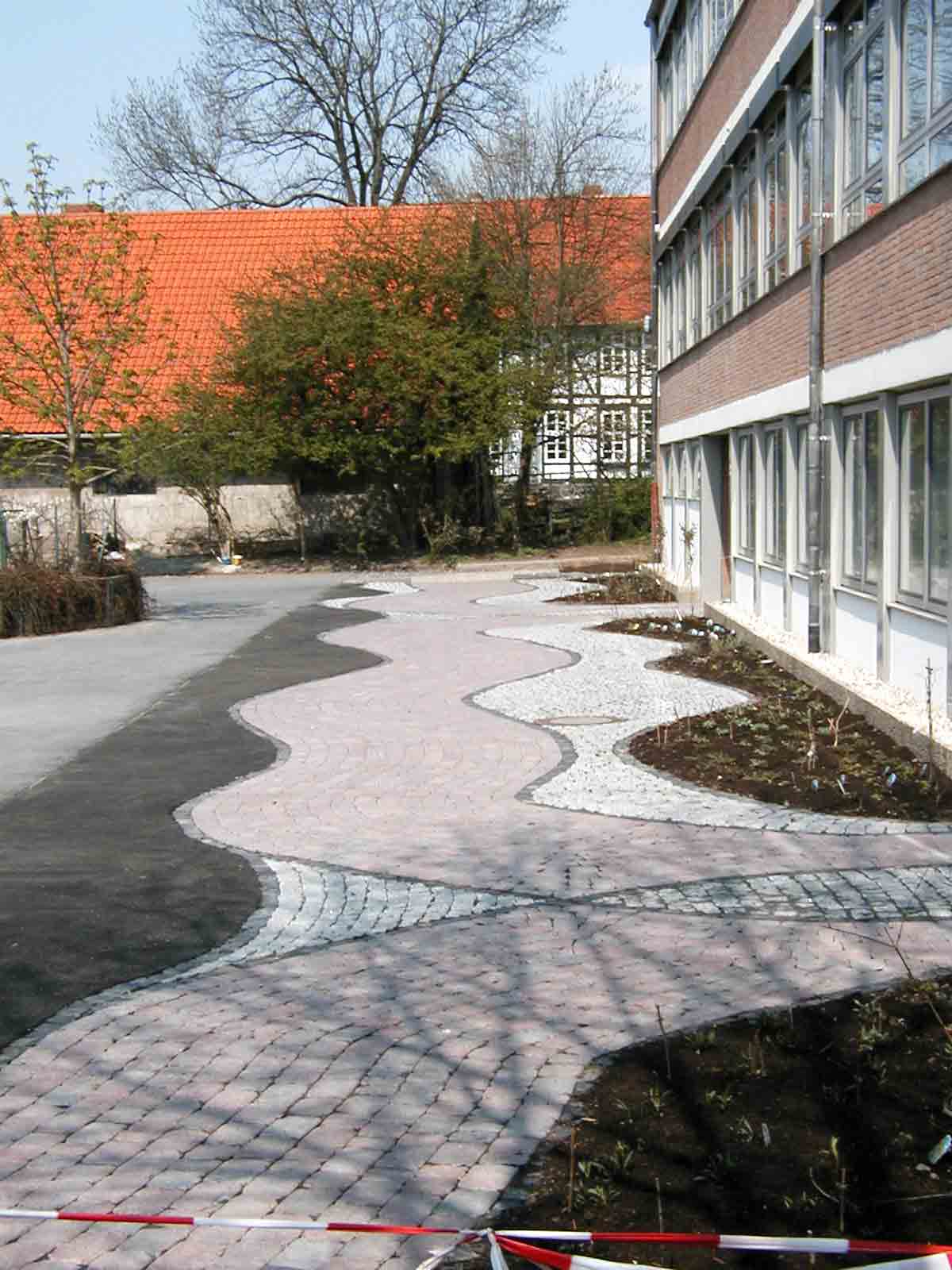 Erneuerte Grundschule Schneen